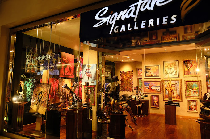 Wyland Signature Galleries in Las Vegas